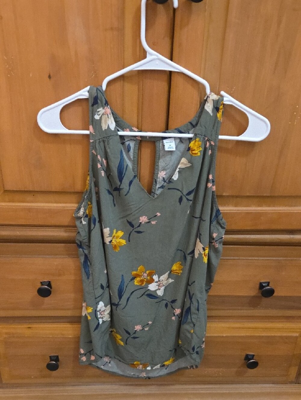 Old Navy Olive Green Floral Tank Top Medium - Picture 7 of 10